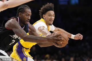 选手们用令 选手们用令